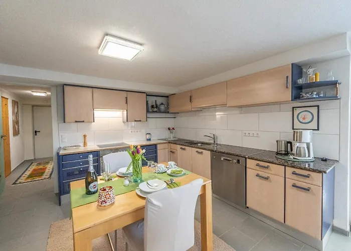 Karoline Апартаменты *