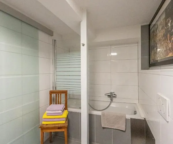 Апартаменты Karoline