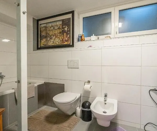 Karoline Апартаменты *